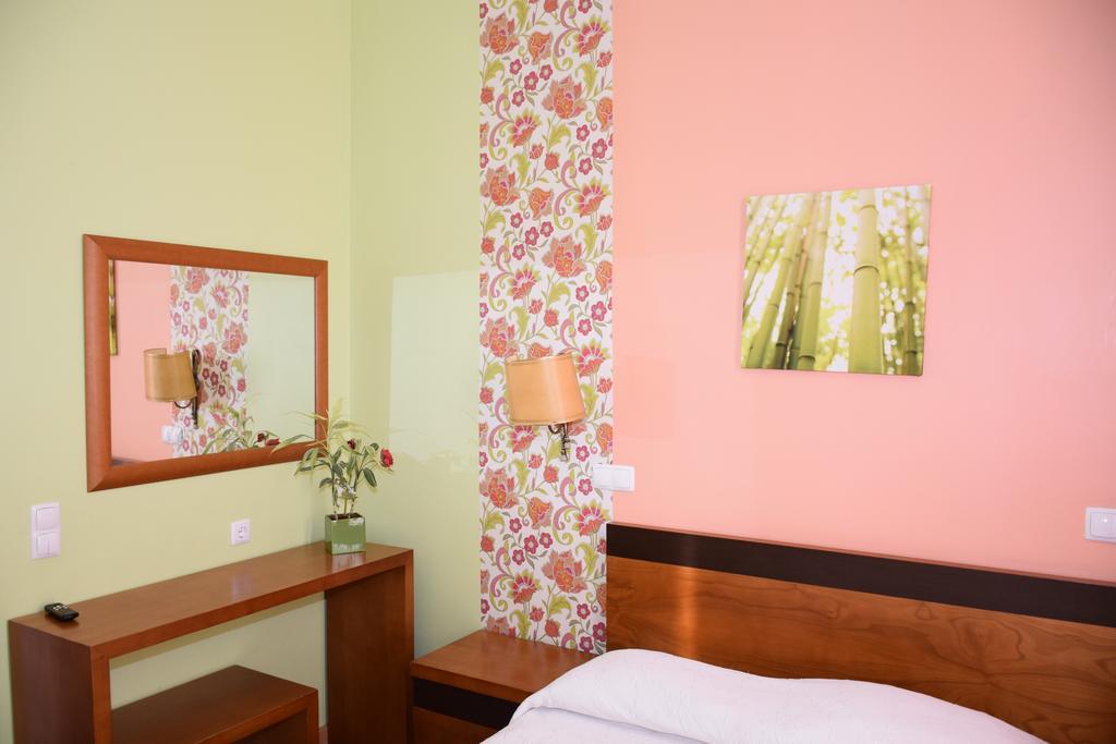 Pensao Flor Da Baixa Hotel ลิสบอน ภายนอก รูปภาพ