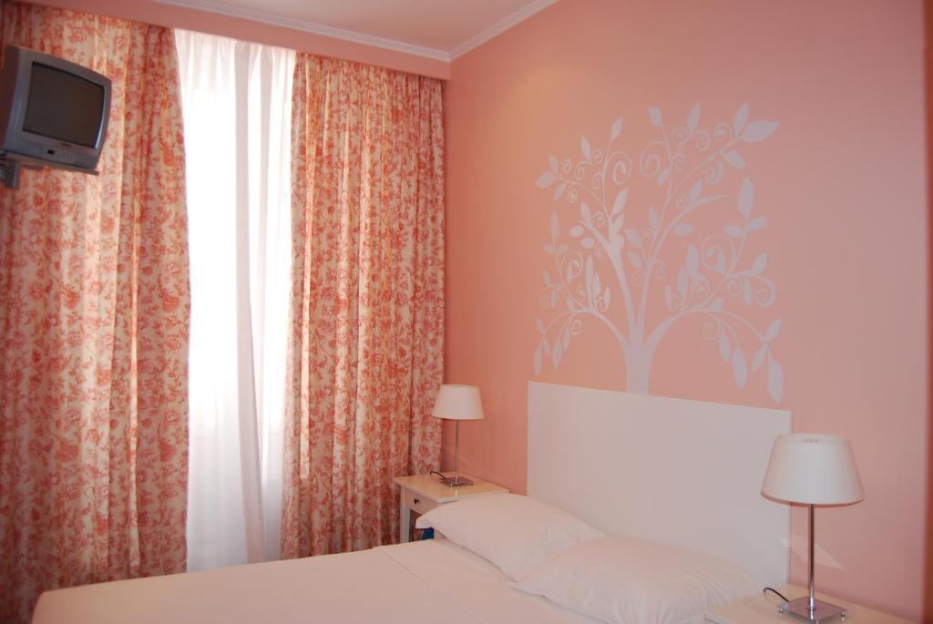 Pensao Flor Da Baixa Hotel ลิสบอน ห้อง รูปภาพ